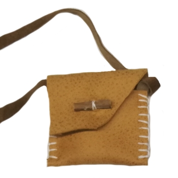 Taschen mit Handstichen - jede ein Einzelstück